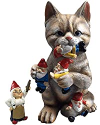 cat and garden gnomes statue