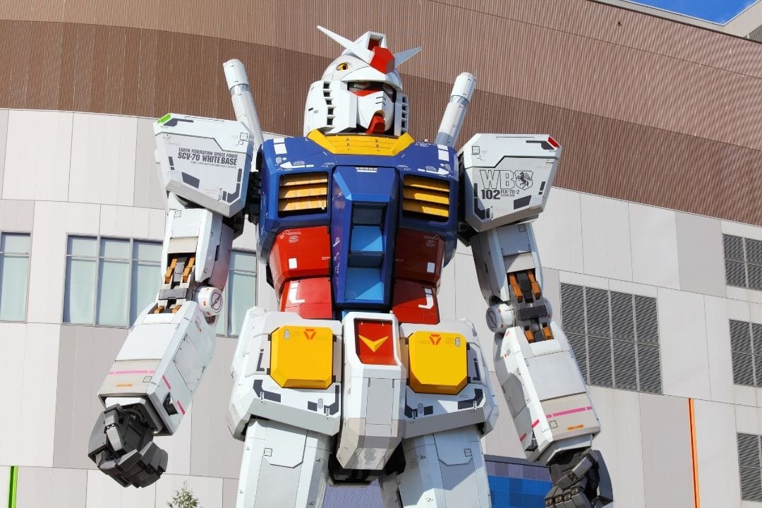giant gundam robot