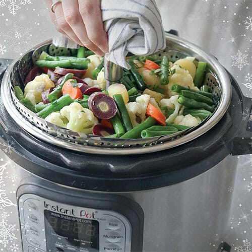 instant pot with steamed vegetables