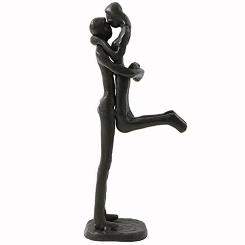 kissing statue
